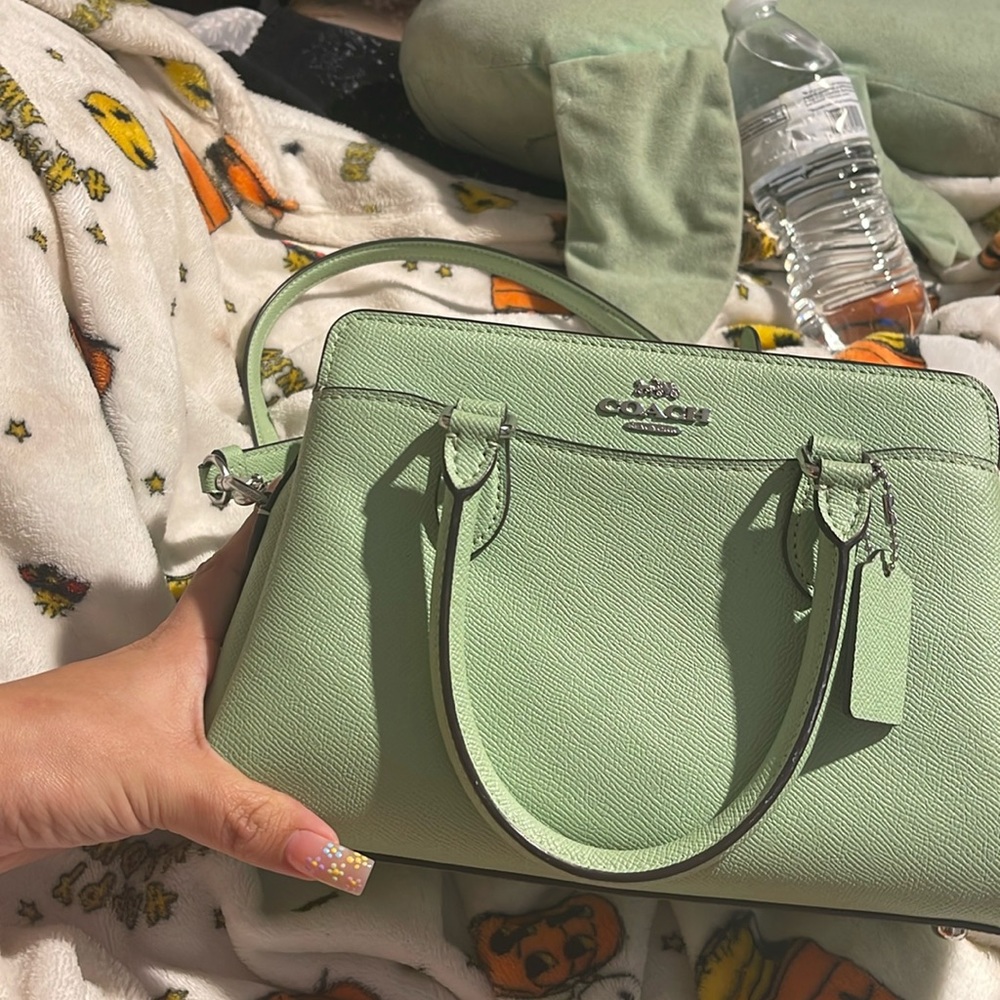 Coach purse used a few times